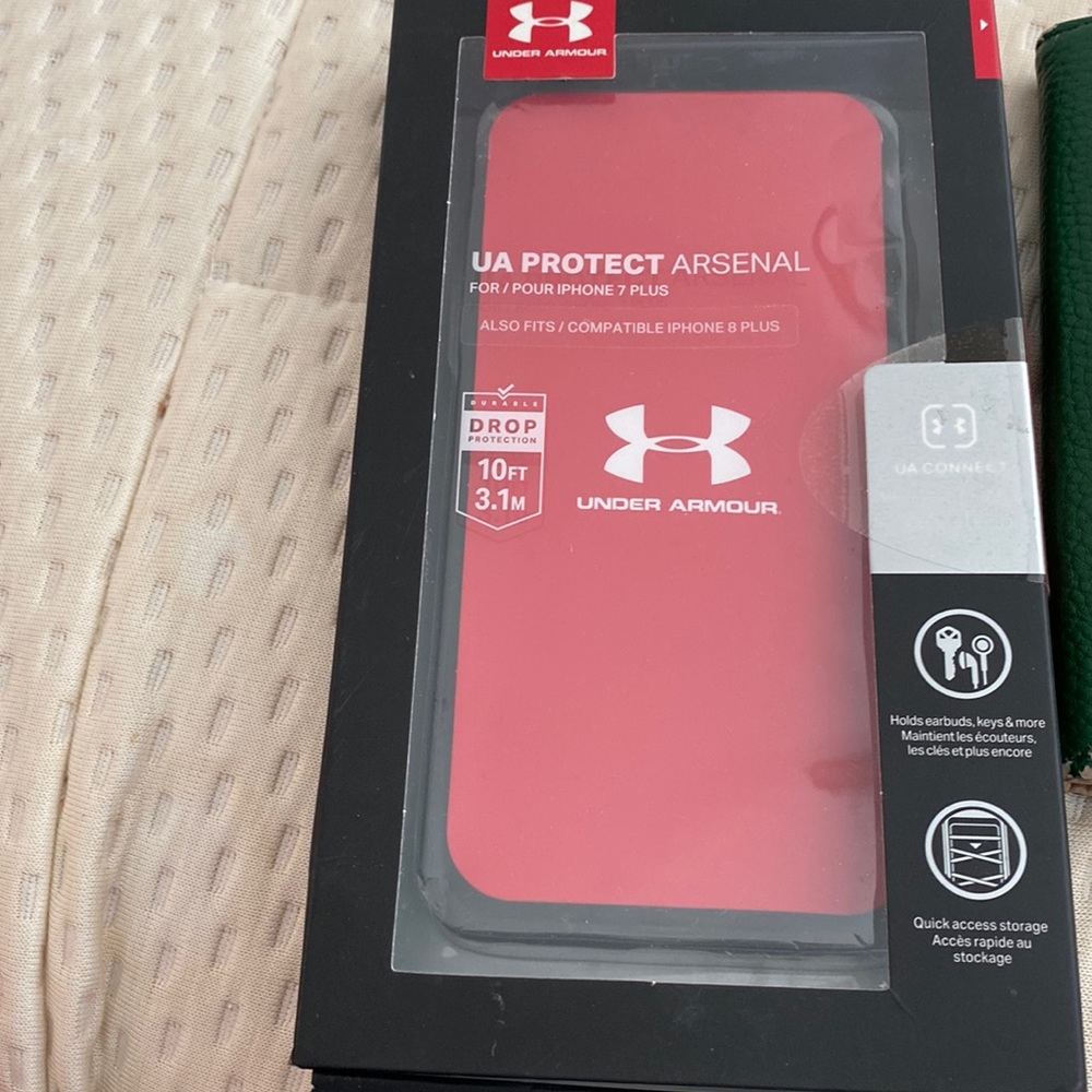 Under Armour IPhone 7 (fits Iphone 8plus)